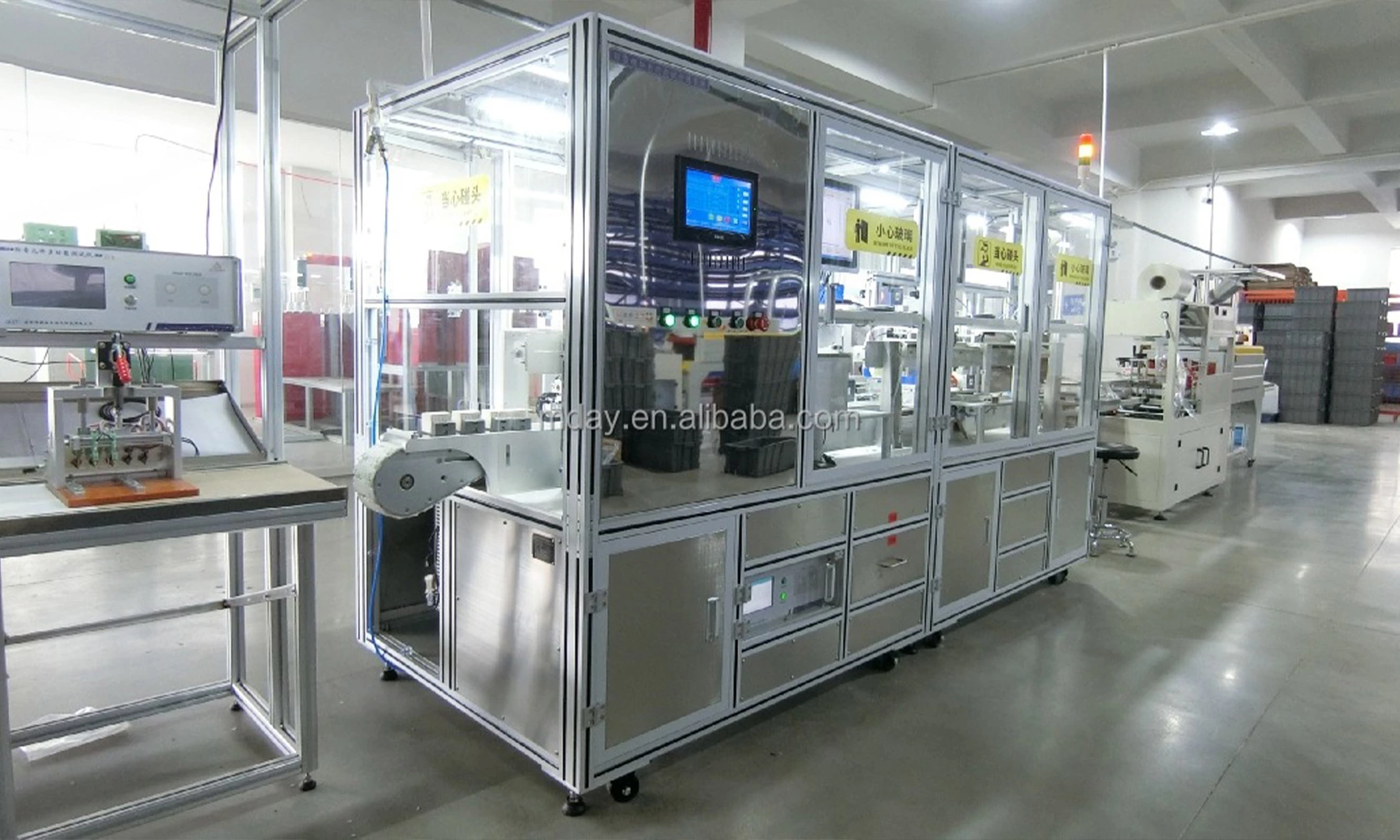 Mday 1000V 2 input 2 Output with 2p 1000V spd Waterproof PV DC Combiner Box