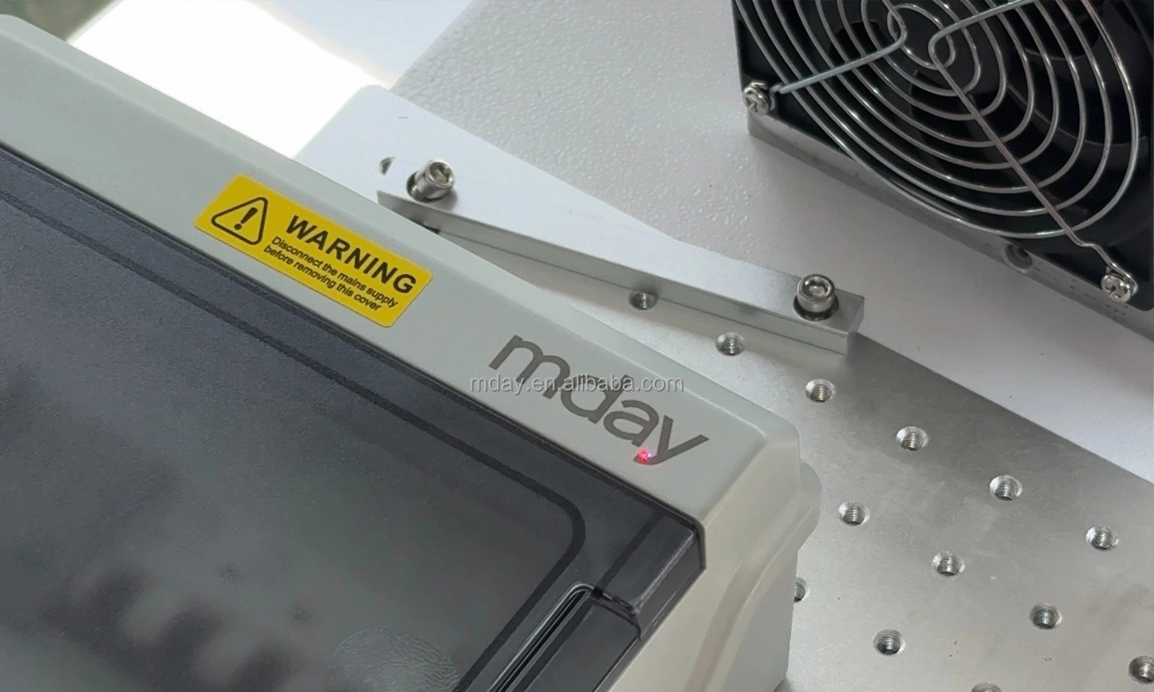 Mday 1000V 2 input 2 Output with 2p 1000V spd Waterproof PV DC Combiner Box